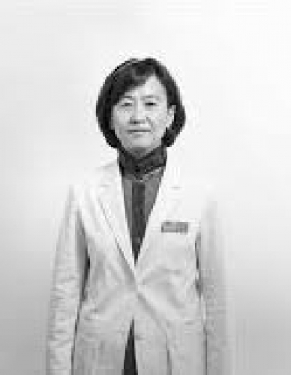 Portrait of Yeon Hee Park